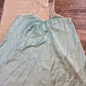 Kate Spade teal Satin Chemise with Lace 1x